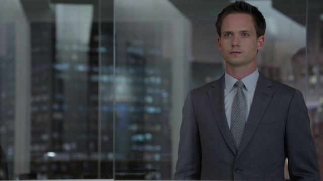 File:Mike Ross (2x05).png