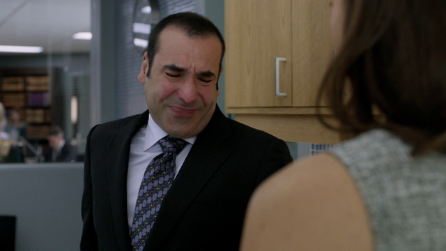 File:S02E05P18 Louis.png