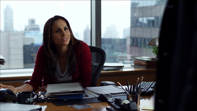 File:S01E01P47 Rachel.png