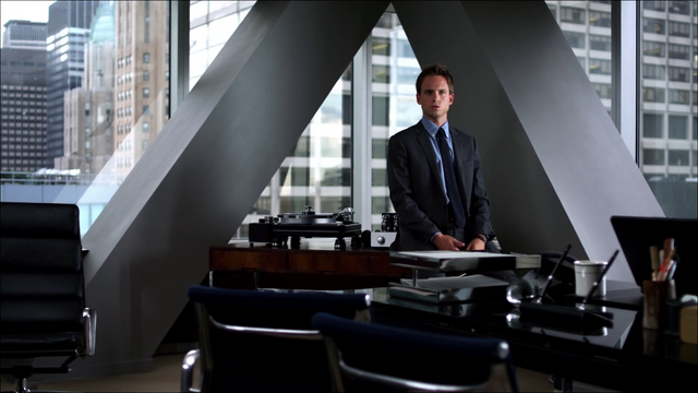 File:S01E01P38 Mike.png