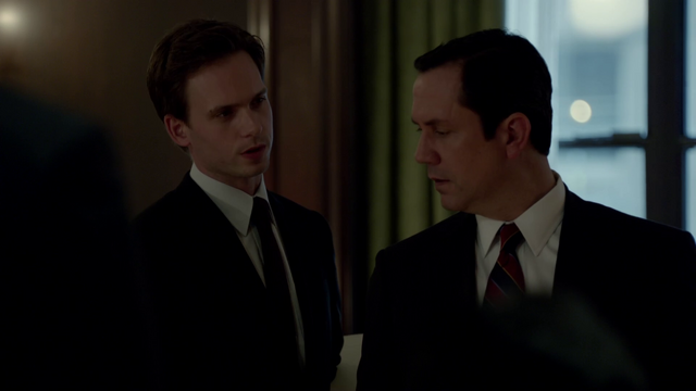 File:S01E03P5401 Mike Rob.png