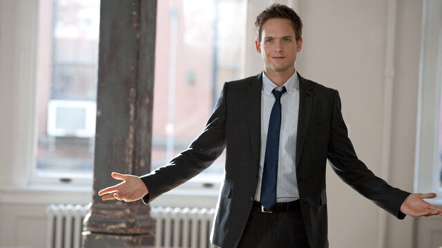 File:S01E01Promo04 - Mike.jpg