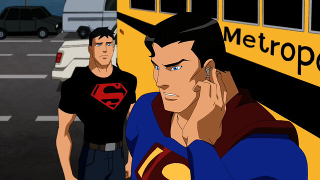 File:Young-Justice-01x05-Schooled-03.jpg