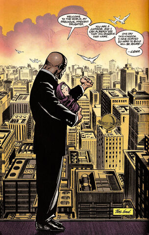 File:Lena Luthor S131.jpg