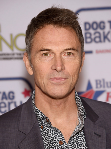 Archivo:Tim Daly.png