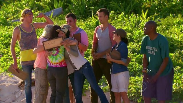 File:Survivor.s27e01.hdtv.x264-2hd 0500.jpg
