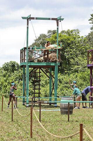 File:S28 press images ep3 0009.jpg
