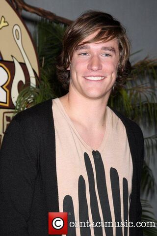 File:Brett clouser 2698237.jpg