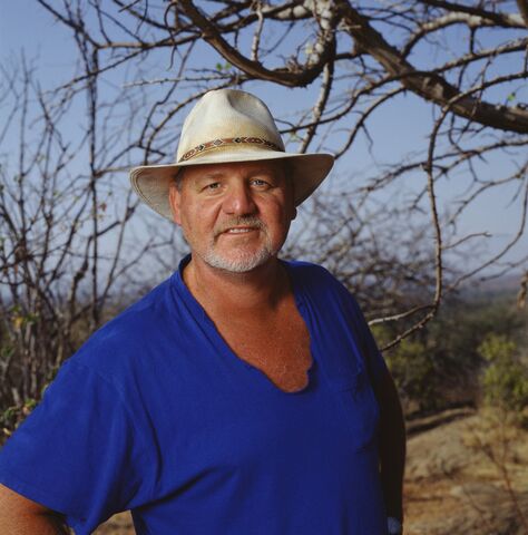 File:S3 Tom Buchanan.jpg