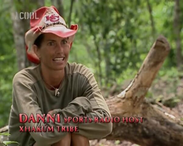 File:Survivor.S11E08.The.Hidden.Immunity.Idol.DVBS.XviD.CZ-LBD 179.jpg