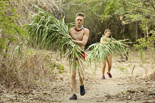 File:0018-s29 press images ep2 0018.jpg