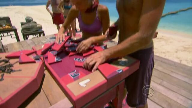 File:Survivor.s27e04.hdtv.x264-2hd 327.jpg