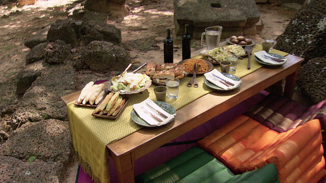 File:S31 press images ep13 0016.jpg