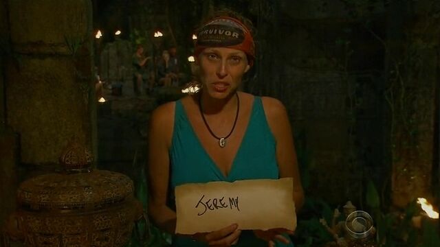 File:Kimmi votes jeremy.jpg