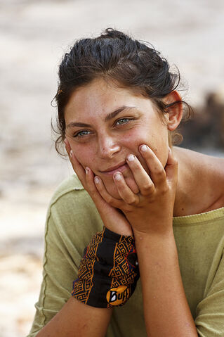 File:S32 press images ep7 106308 D21412b.jpg