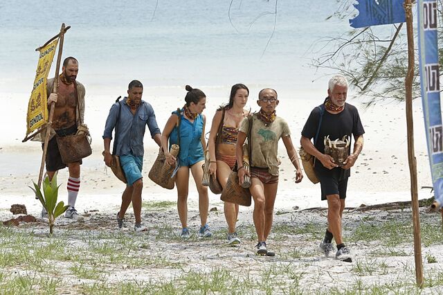 File:Survivor-2016-kr-epi05-new-tribes-01-gondol.jpg