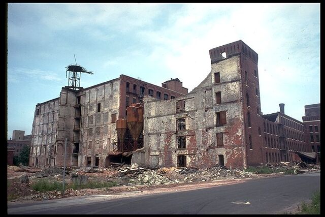 File:City anchorron derelict.jpg
