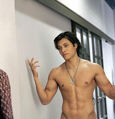 Blair-redford-shirtless-4