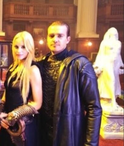 File:GabrielandUriel.jpeg