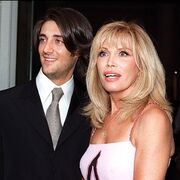 Plurielles-fr-people-amanda-lear-et-manuel-casella-2292132 2041.jpg
