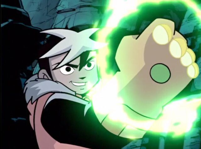 Plik:Zak-Wearing-Battle-Glove.jpg
