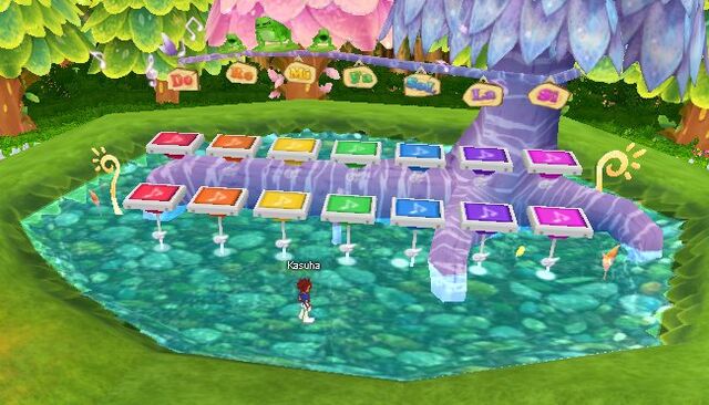 File:Park Piano.jpg