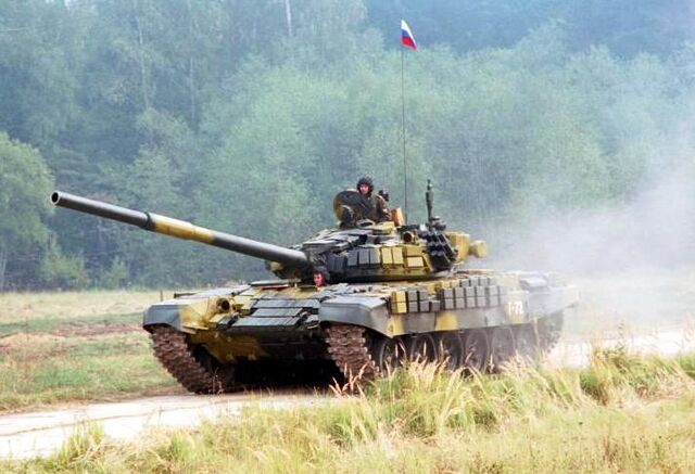 Файл:T-72 tank in Russian service (1).jpg