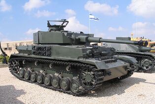 800px-Pz-IVG-latrun-2.jpg
