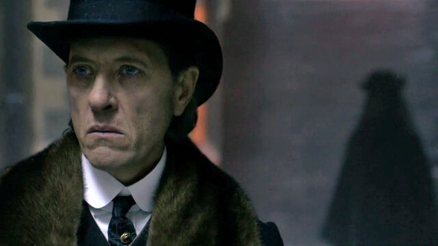 File:RichardEGrant-as-WalterSimeon-in-TheSnowmen.jpg