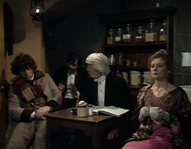 File:Crew room.jpg