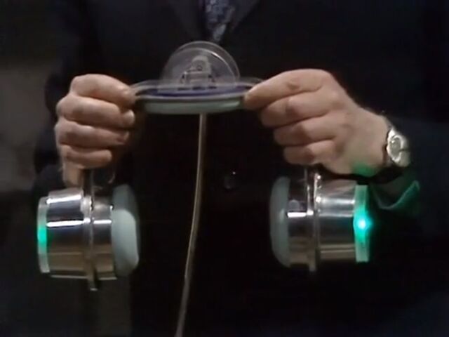 File:Brainwashing Headset.jpg