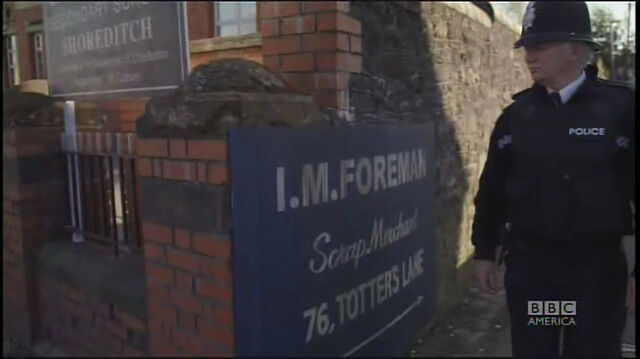 File:Totter's Lane sign 1.jpg