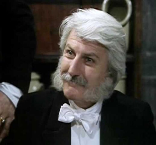 File:James Skinsale.jpg