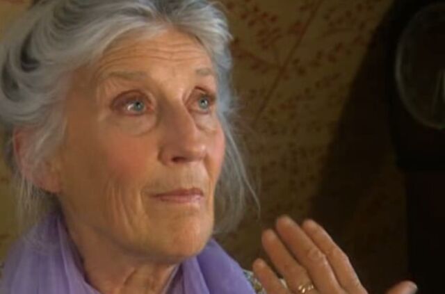 File:Bea Nelson-Stanley Screenshot.jpg