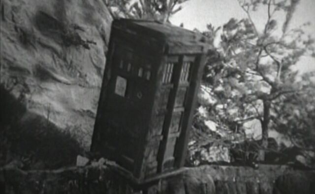 File:TARDIS falls.jpg