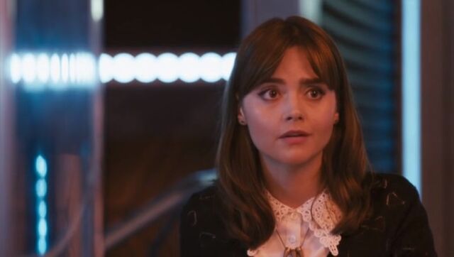 File:Clara feels like leaving the Doctor's company.jpg