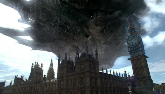 File:Sycorax ship over Westminster.jpg