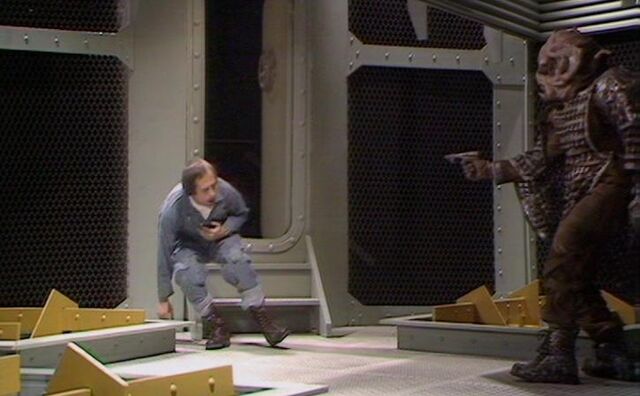 File:Styggron kills Crayford.jpg