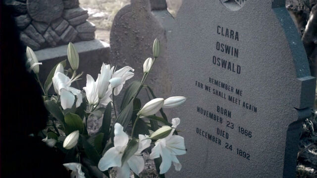 File:Clara-grave1892or3.jpg