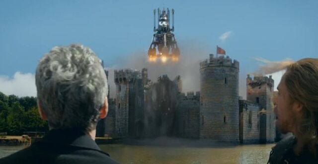 File:Castle take off.jpg