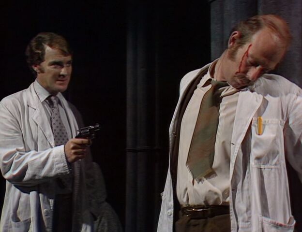 File:Stael and dead Fendelman.jpg