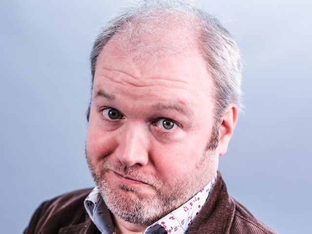 File:Toby Hadoke.jpg