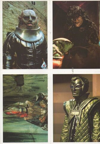 File:DWM 189 FG Postcards.jpg