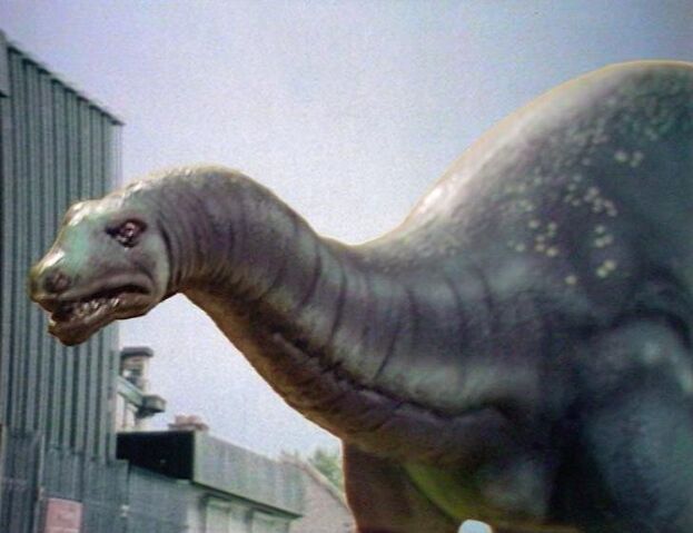 File:Apatosaurus v2.jpg