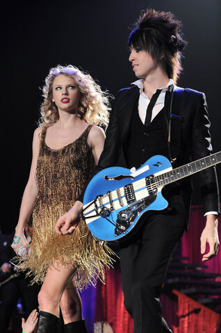 File:Taylor&Grant.jpg