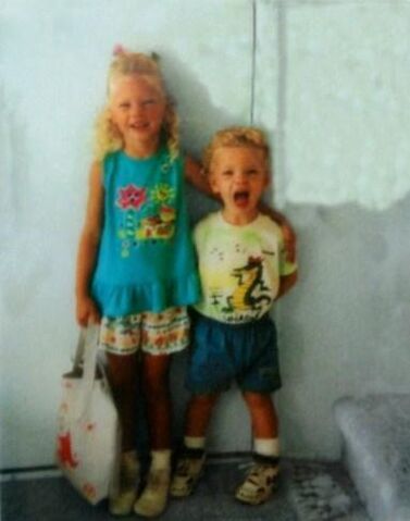 File:Tay and Austin.jpg