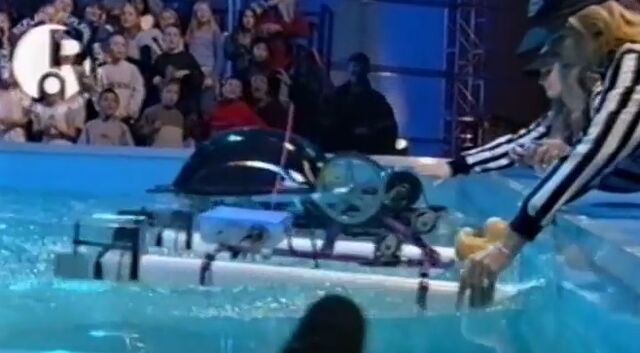 File:RoboduckvsTangoFinish tg02.jpg