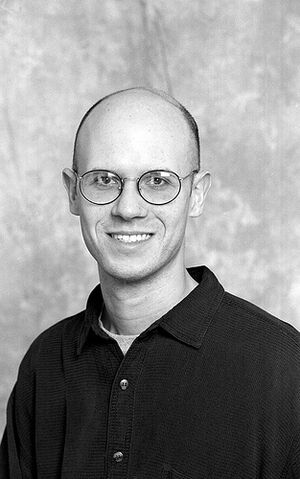 File:Rob Renzetti.jpg