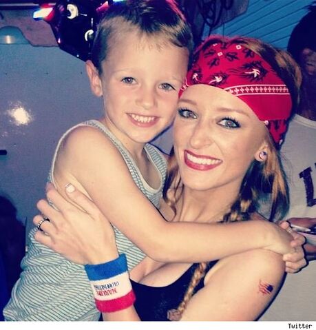 File:Maci & Bentley.jpeg