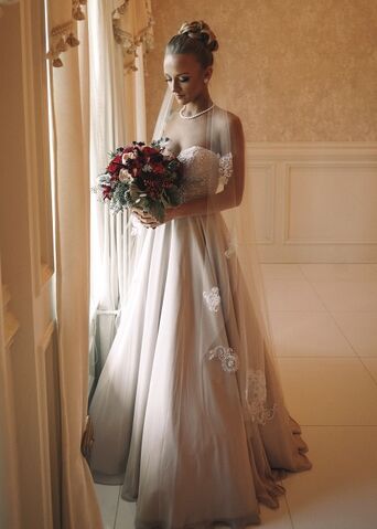 File:Maci-Taylor-Wedding-1.jpg